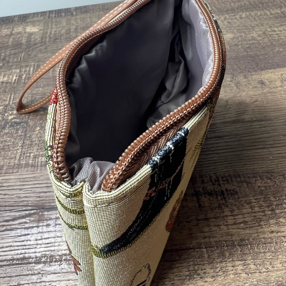 English Tack Wristlet - Picture 4 of 7